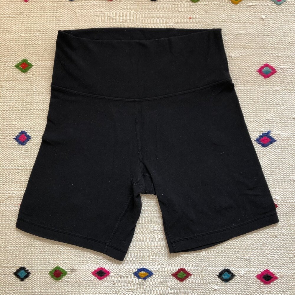 Aritzia TNA bike shorts.